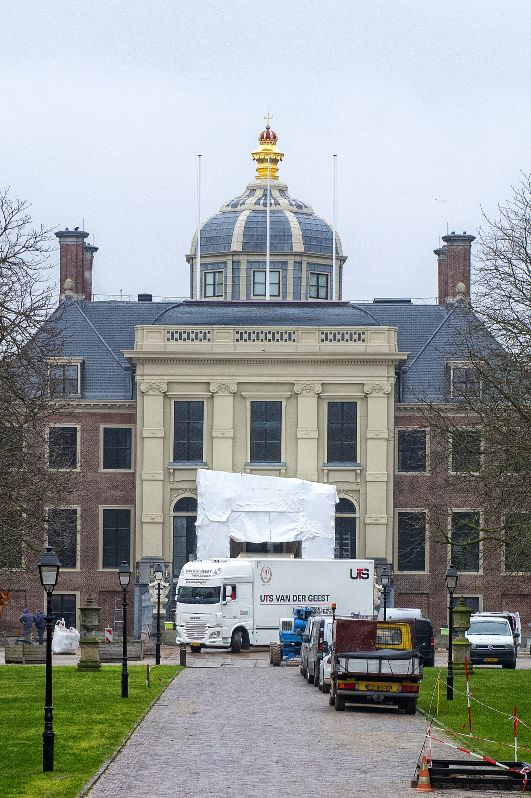 verhuizing-huis-ten-bosch-070119-1.jpg